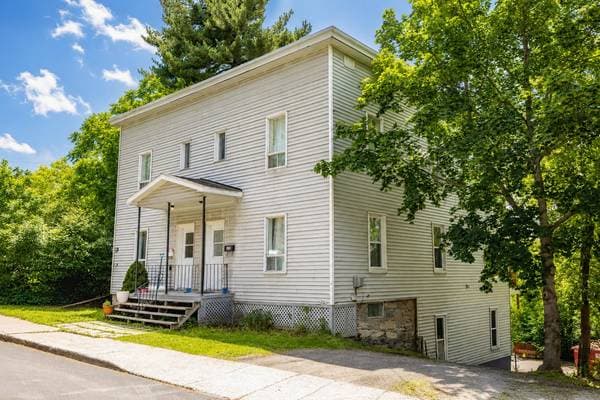 175 -179 Rue Kennedy S., Sherbrooke (Fleurimont) — photo 1