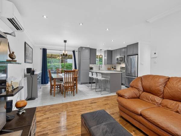 245 Rue Richard, Laval (Chomedey) — photo 5