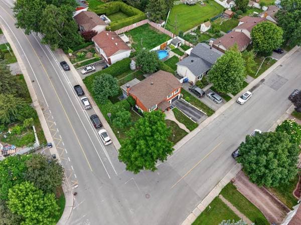 245 Rue Richard, Laval (Chomedey) — photo 42