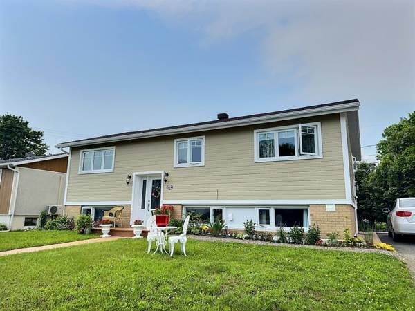 109 -109A Av. de Petite-Rochelle, Bonaventure — photo 2