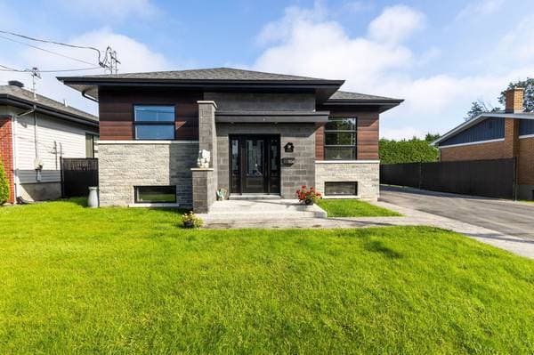 504 Rue Salaberry, Salaberry-de-Valleyfield — photo 2