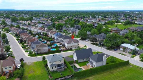2171 Ch. de la Petite-Côte, Laval (Sainte-Rose) — photo 49