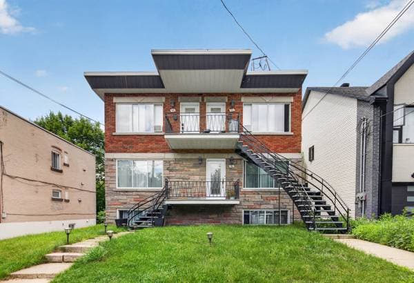 80 -86 Av. Léo-Lacombe, Laval (Laval-des-Rapides) — photo 1
