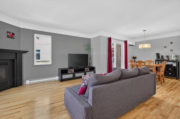 3922 Boul. Ste-Rose #2, Laval (Laval-Ouest) — photo 2