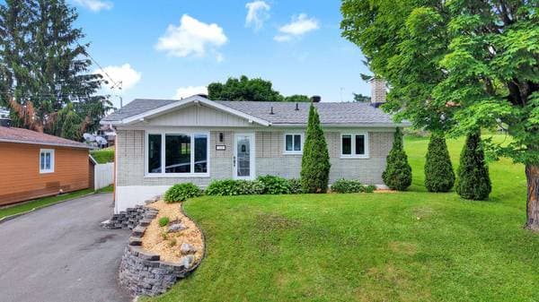 house — 212 34e Avenue, Beauceville