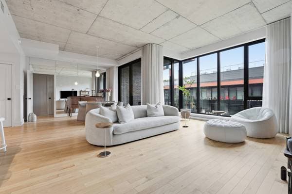 42 Rue du Square-Sir-George-Étienne-Cartier #601, Montréal (le Sud-Ouest) — photo 5
