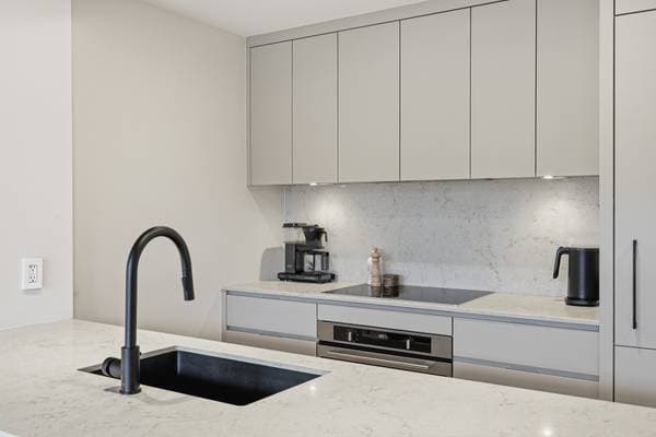 42 Rue du Square-Sir-George-Étienne-Cartier #601, Montréal (le Sud-Ouest) — photo 8