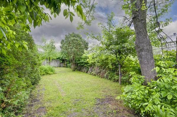 9548 Av. Royale, Sainte-Anne-de-Beaupré — photo 3