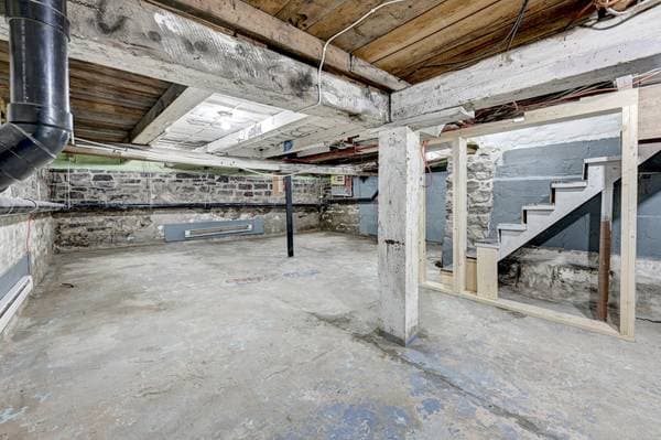 9548 Av. Royale, Sainte-Anne-de-Beaupré — photo 23