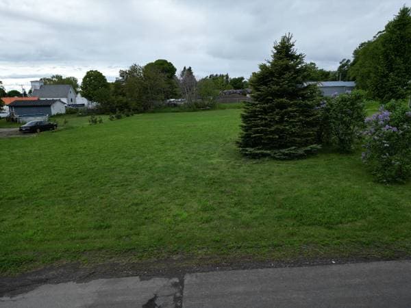 Rue de l'Oriental, New Carlisle — photo 1