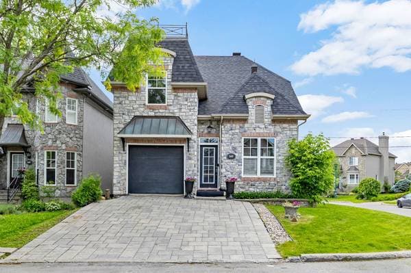 243 Rue de St-Servan, Laval (Sainte-Dorothée) — photo 1