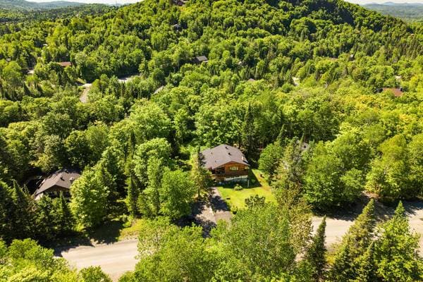 440 Rue de l'Edelweiss, Sainte-Agathe-des-Monts — photo 2