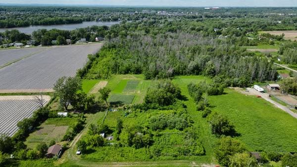 Boul. des Mille-Îles, Laval (Auteuil) — photo 1