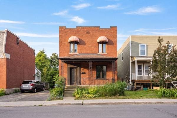 605 Rue Grant, Longueuil (le Vieux-Longueuil) — photo 1
