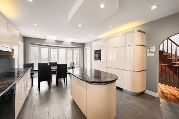755 Carré Satim, Montréal (Saint-Laurent) — photo 3