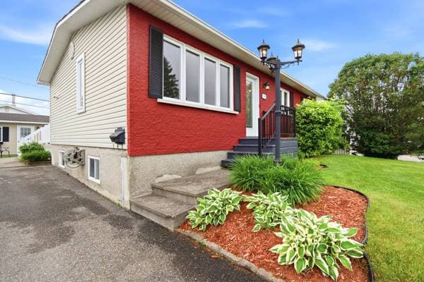 3595 Rue St-Charles, Saint-Hyacinthe — photo 5