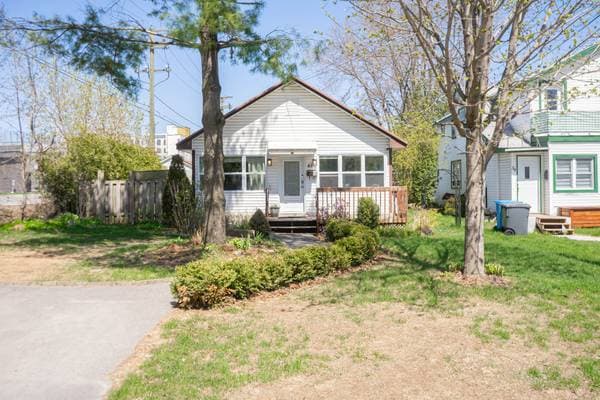 house — 41 10e Avenue, Deux-Montagnes