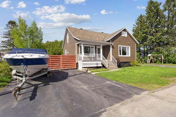 259 Av. Paré, Tring-Jonction — photo 2
