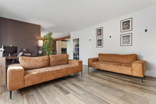 259 Av. Paré, Tring-Jonction — photo 4