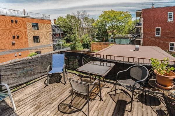 4564 -4570 Rue Ste-Catherine E., Montréal (Mercier/Hochelaga-Maisonneuve) — photo 18