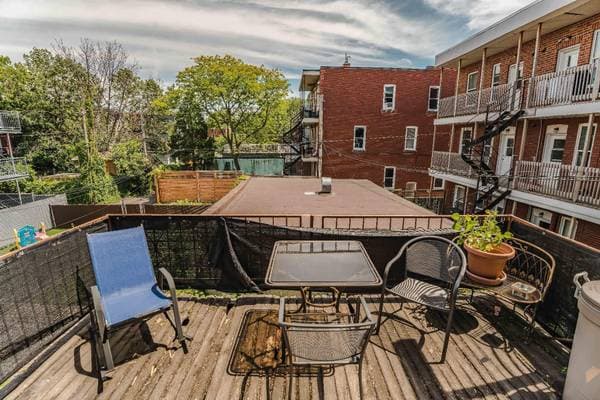 4564 -4570 Rue Ste-Catherine E., Montréal (Mercier/Hochelaga-Maisonneuve) — photo 19