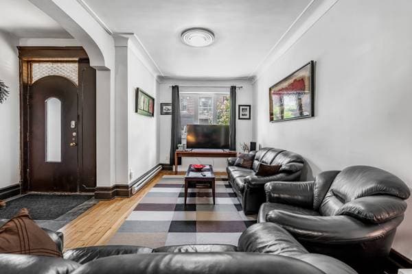 4564 -4570 Rue Ste-Catherine E., Montréal (Mercier/Hochelaga-Maisonneuve) — photo 24