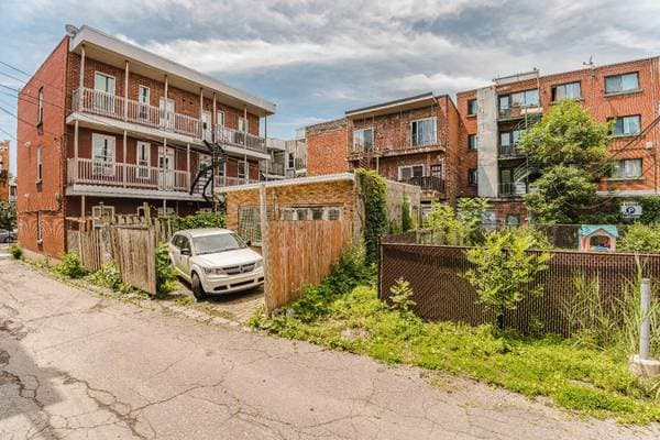 4564 -4570 Rue Ste-Catherine E., Montréal (Mercier/Hochelaga-Maisonneuve) — photo 39