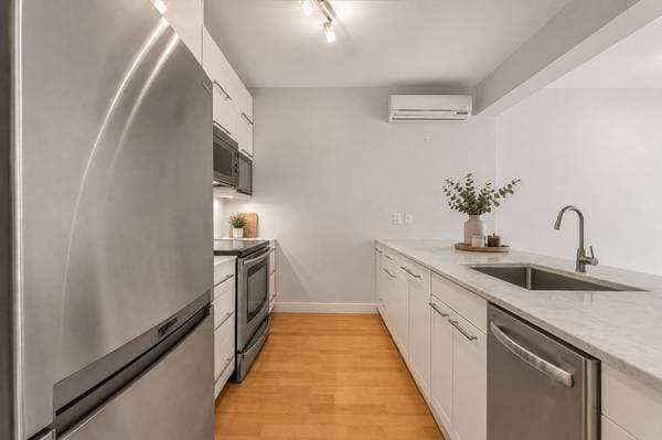 4433 Rue Chambord #201, Montréal (le Plateau-Mont-Royal) — photo 26