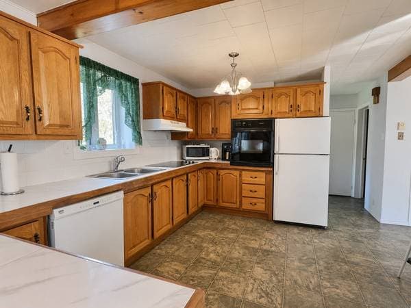 89 Rue Principale (Lac-des-Aigles), Lac-des-Aigles — photo 8