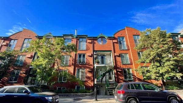 1098 Rue St-Timothée, Montréal (Ville-Marie) — photo 1