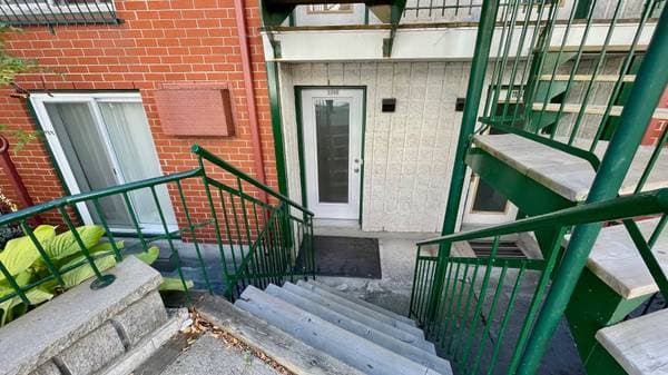 1098 Rue St-Timothée, Montréal (Ville-Marie) — photo 2