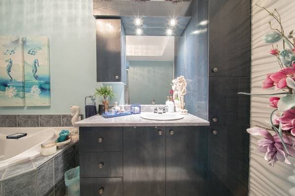 20 Rue des Manoirs #101, Charlemagne — photo 15