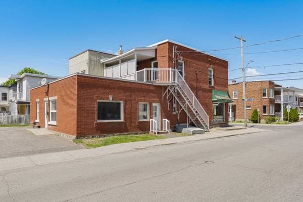 445 -447 Rue Notre-Dame, Drummondville — photo 3