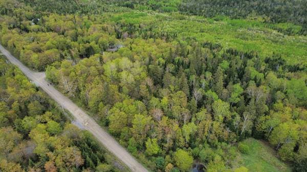 Ch. de l'Ours, Notre-Dame-des-Bois — photo 6