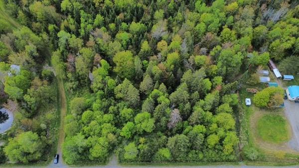 Route 257 N., La Patrie — photo 7