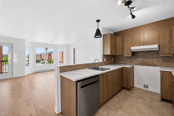 6405 Rue Claudel #6, Brossard — photo 8