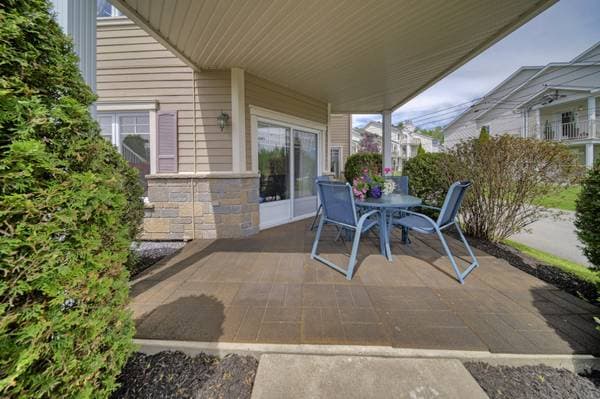 66 Rue Desjardins #1, Magog — photo 3