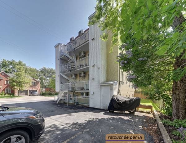 854 Av. Victoria, Saint-Lambert — photo 12