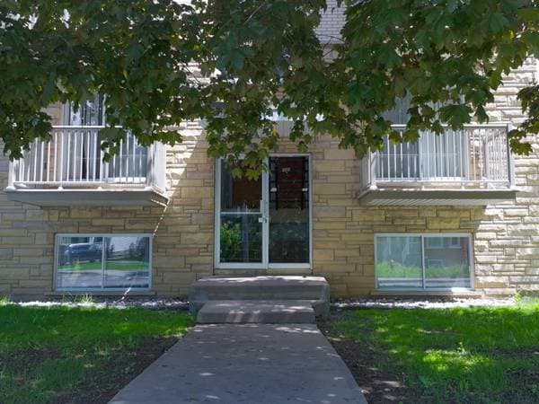 854 Av. Victoria, Saint-Lambert — photo 47