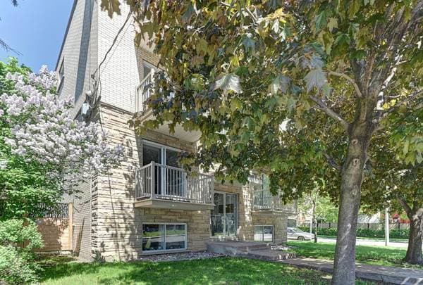 854 Av. Victoria, Saint-Lambert — photo 6