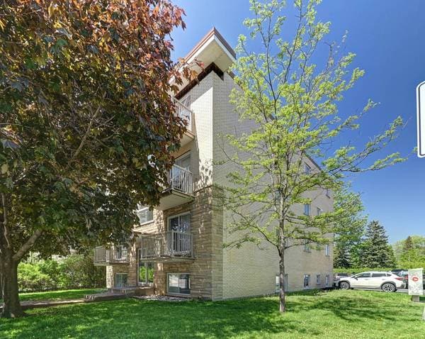 854 Av. Victoria, Saint-Lambert — photo 7