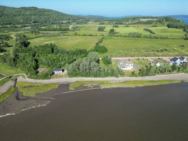 102 Ch. de la Baie-au-Chêne, Pointe-à-la-Croix — photo 4