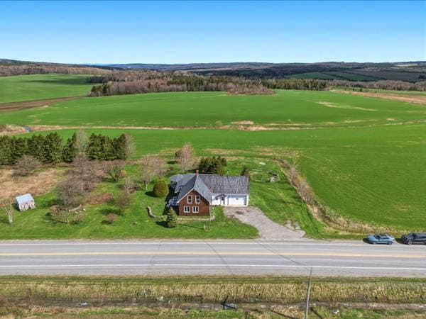 629Z Route 251, Saint-Herménégilde — photo 1
