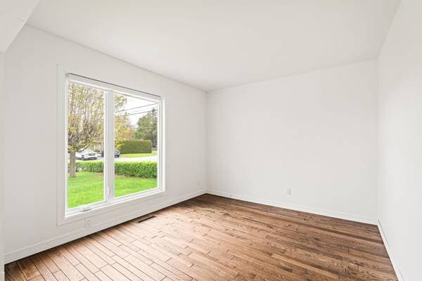 81 Rue Bon-Air, Saint-Léonard-D'Aston — photo 10