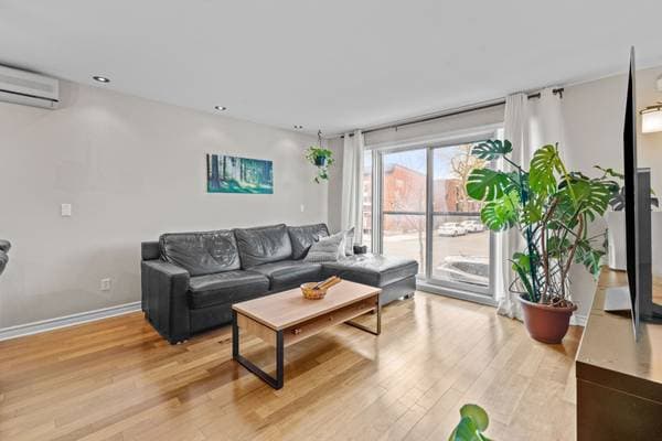 5730 Rue Laurendeau #3, Montréal (le Sud-Ouest) — photo 7