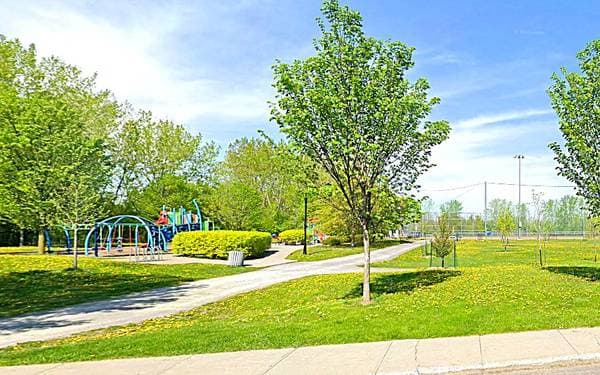 4234 Rue La Perrière, Longueuil (Saint-Hubert) — photo 46