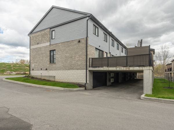 192 Rue Laguerrier, Laval (Sainte-Rose) — photo 40