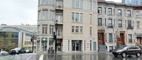 256 Rue Sherbrooke O. #2, Montréal (Ville-Marie) — photo 2