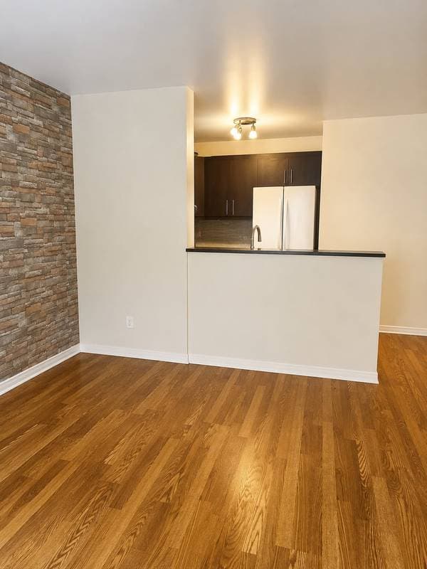5740 Rue Charpentier, Brossard — photo 10