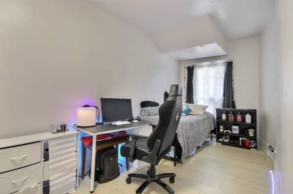 6927 -6931 Rue Hutchison, Montréal (Villeray/Saint-Michel/Parc-Extension) — photo 12